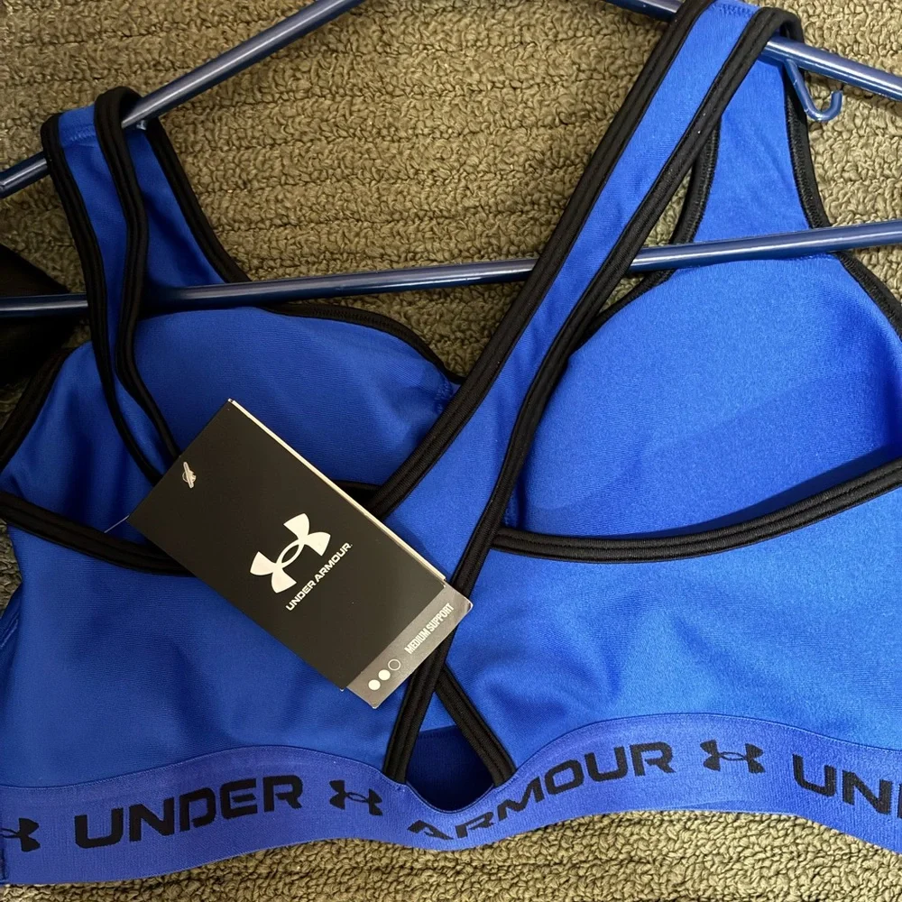 Women’s Under Armour Crossback Sports Bra - Picture 2 of 6